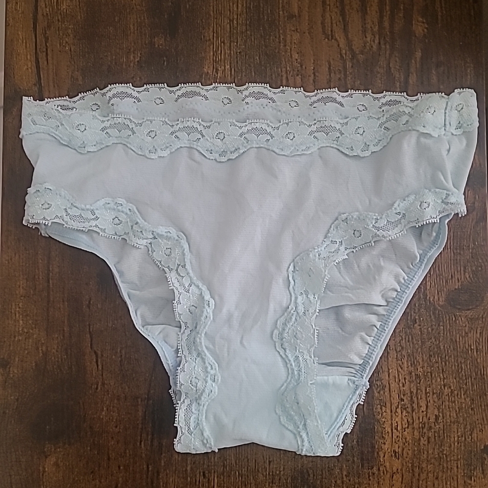 Gilligan Omalley  Blue Lace Trim Panties